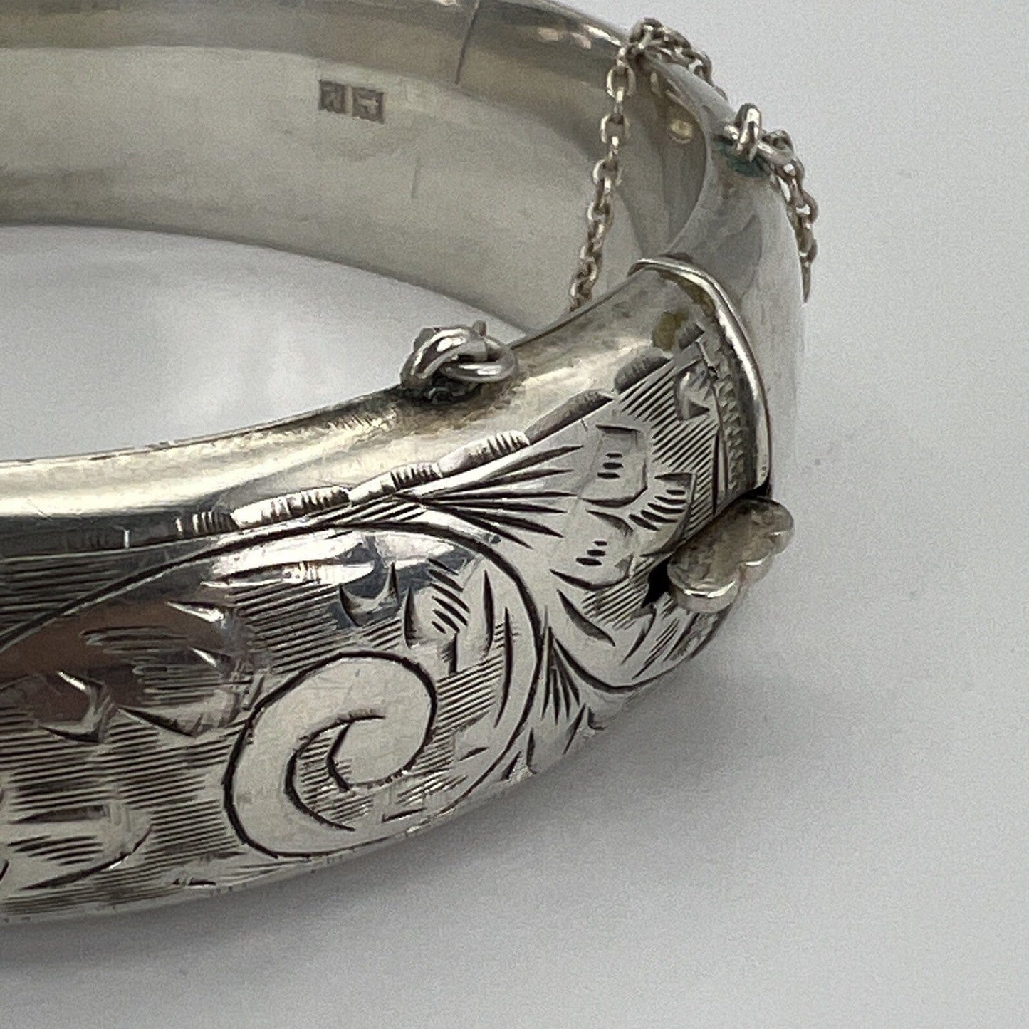 Antico Bracciale da donna in Argento 925 braccialetto a fascia rigido anno 1961 Categoria Bigiotteria & Accessori