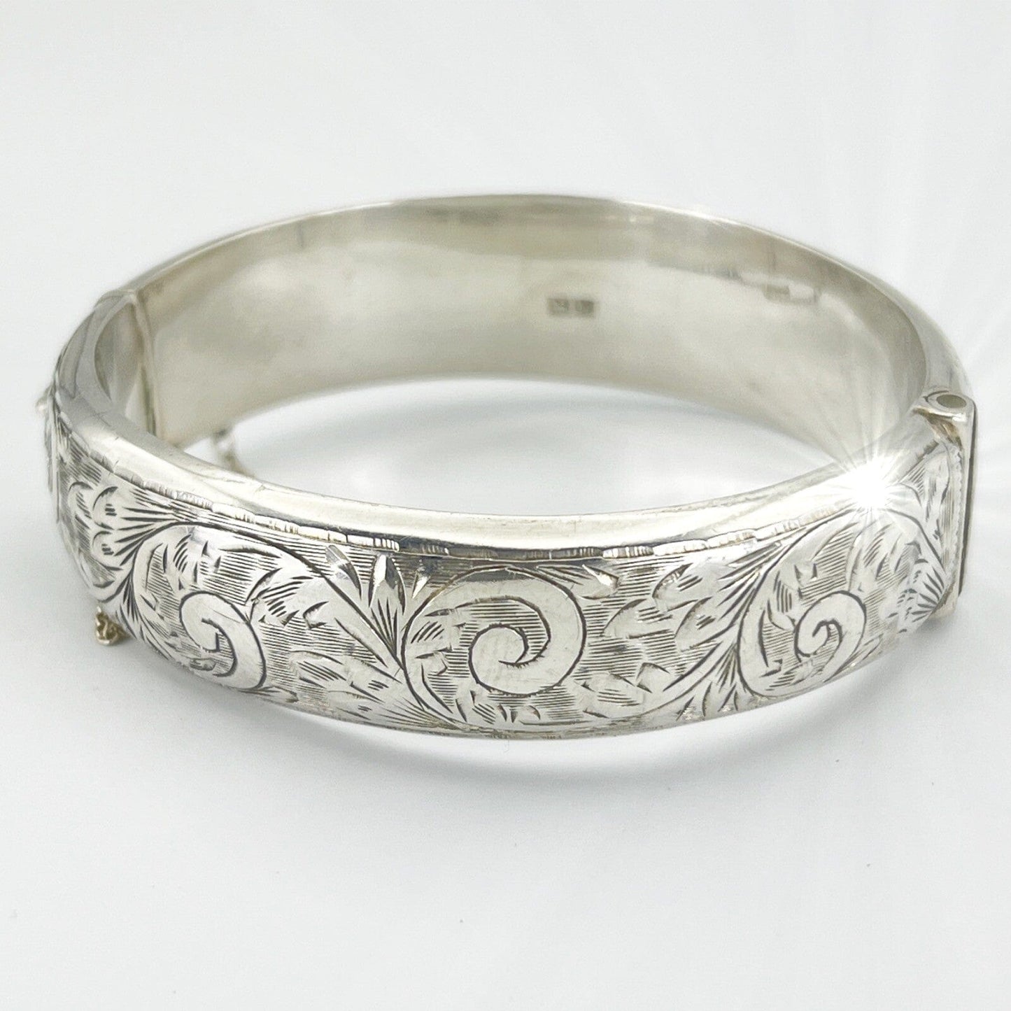 Antico Bracciale da donna in Argento 925 braccialetto a fascia rigido anno 1961 Categoria Bigiotteria & Accessori