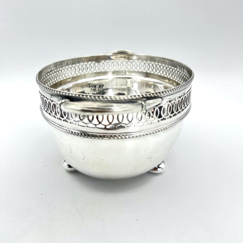 Antico cestino in silver plated centrotavola inglese in argento sheffield manici Categoria Sheffield & Argento