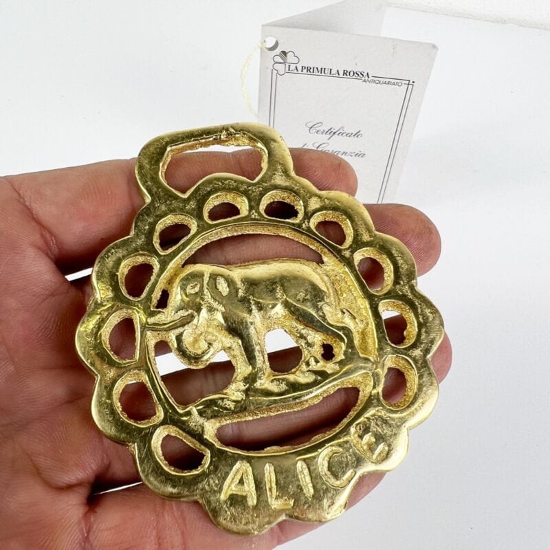 Antico fregio in ottone bronzo elemento decorativo Finimento epoca Elefante Alice Categoria Ottone