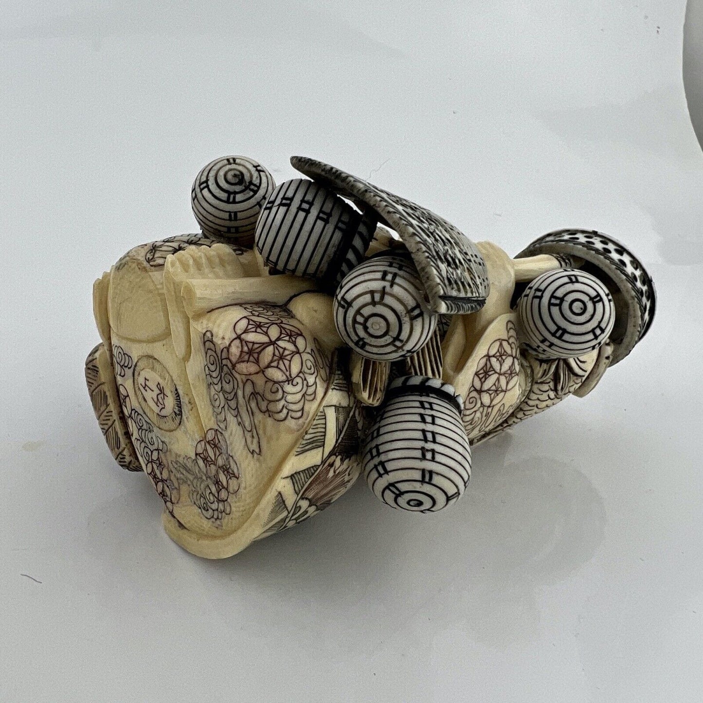 Antico Okimono Scultura Giapponese statuetta Netsuke statuina 900 Venditore Categoria Sculture e Miniature