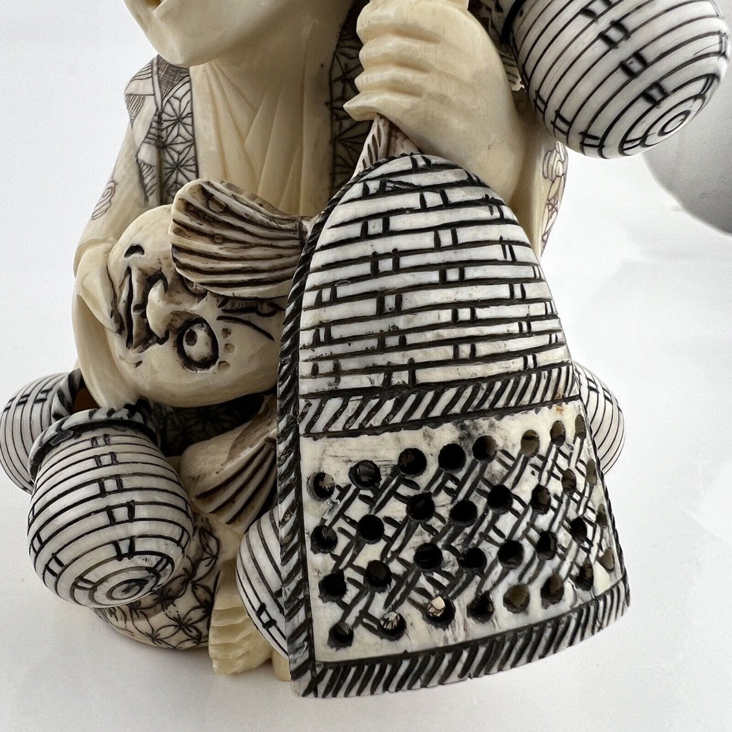 Antico Okimono Scultura Giapponese statuetta Netsuke statuina 900 Venditore Categoria Sculture e Miniature