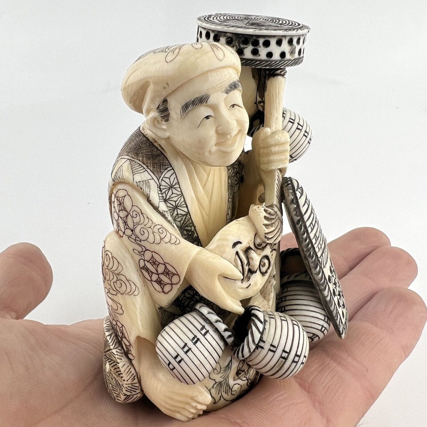 Antico Okimono Scultura Giapponese statuetta Netsuke statuina 900 Venditore Categoria Sculture e Miniature