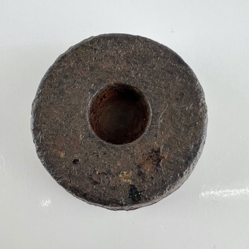 Antico peso in ferro 4 oz once per vecchia bilancia inglese d'epoca rotondo 800 Categoria Attrezzi e Strumenti