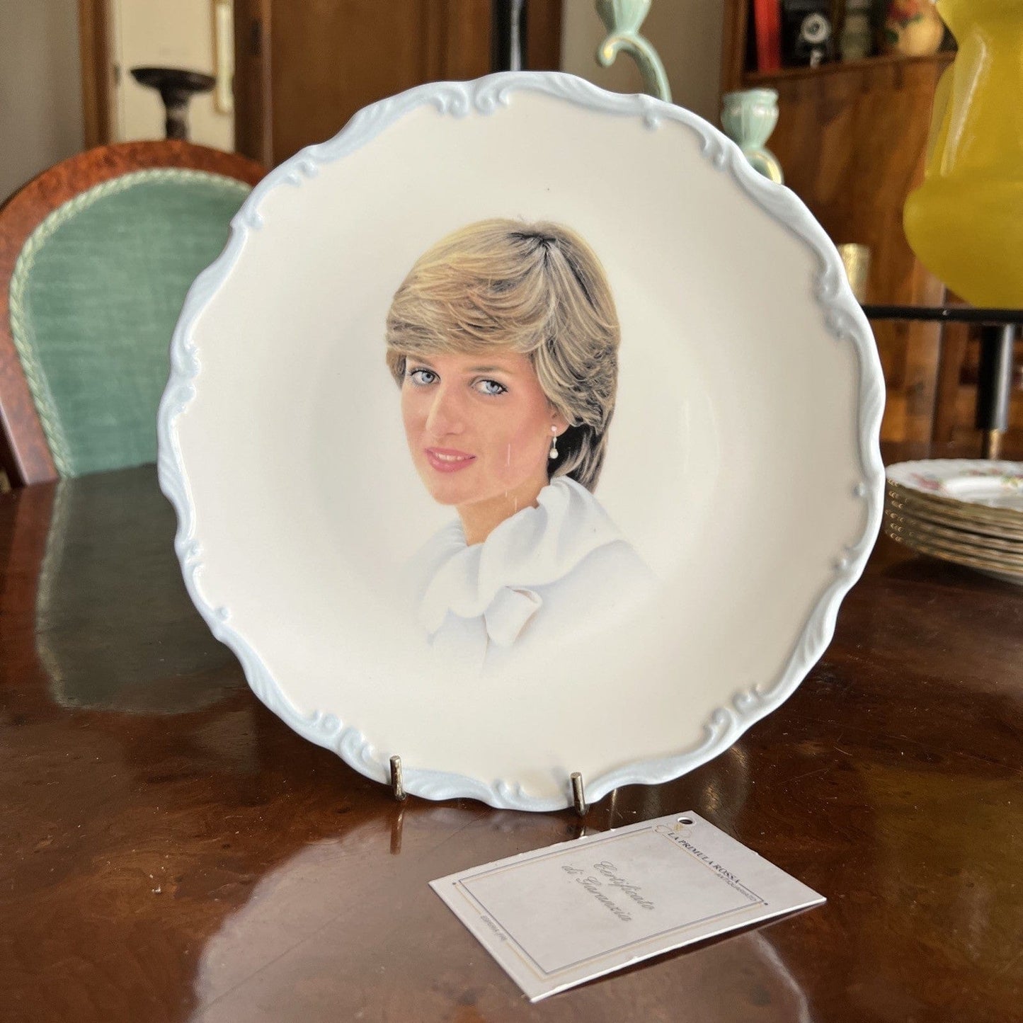 Antico piatto in Ceramica Inglese Royal Albert Lady Diana Casa Reale Matrimonio Categoria Arte e antiquariato:Porcellana e ceramica:Altro porcellana e ceramica