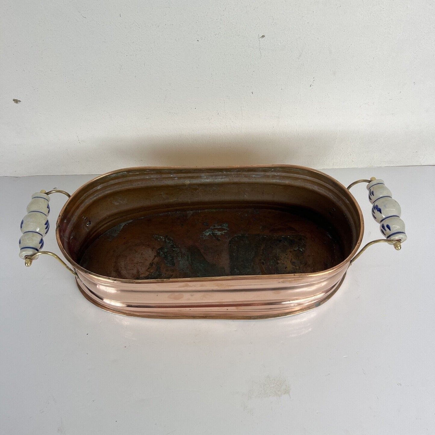 Antico Porta vaso contenitore in rame con manici d'epoca 900 cache pot Categoria altro