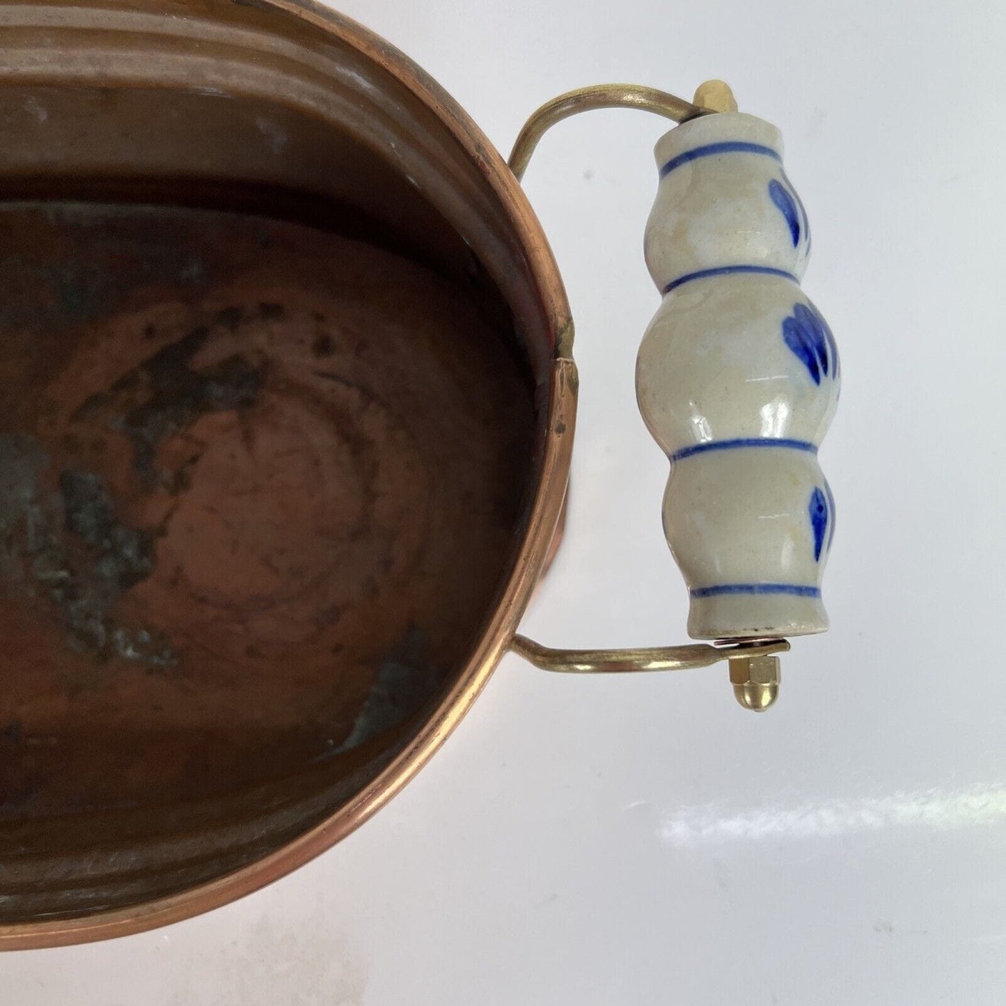 Antico Porta vaso contenitore in rame con manici d'epoca 900 cache pot Categoria altro