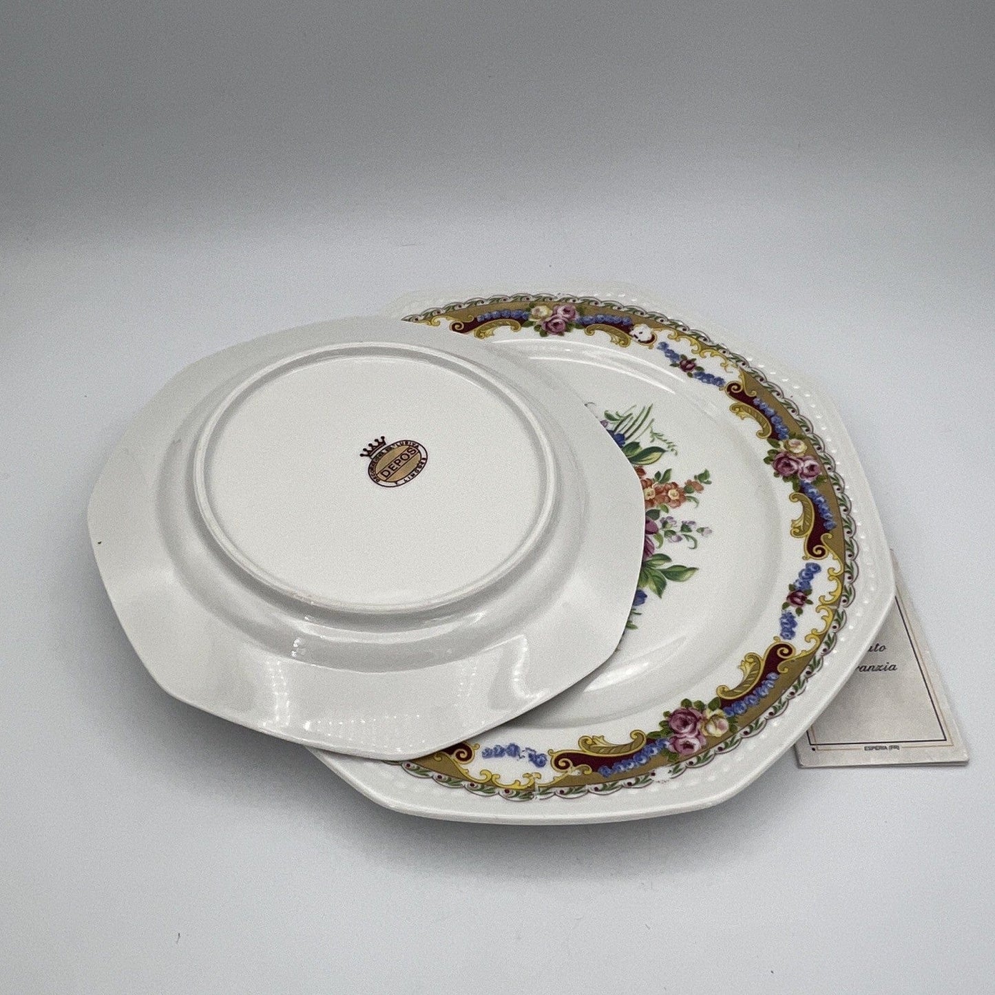 Antico servizio di piatti piattini in porcellana Stile Limoges decoro fiori oro Categoria Piatti e Piattini