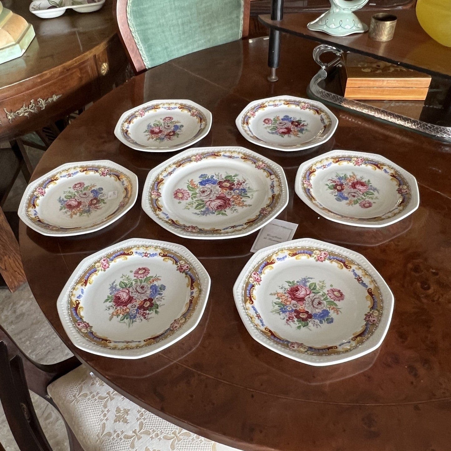 Antico servizio di piatti piattini in porcellana Stile Limoges decoro fiori oro Categoria Piatti e Piattini