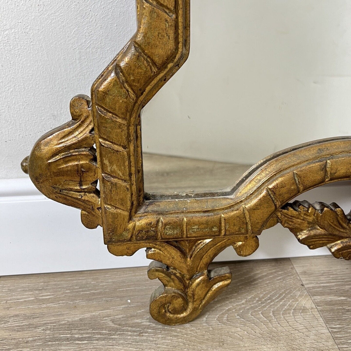 Antico specchio con cornice in legno stile Luigi XVI oro specchiera rettangolare Categoria Specchi e Cornici