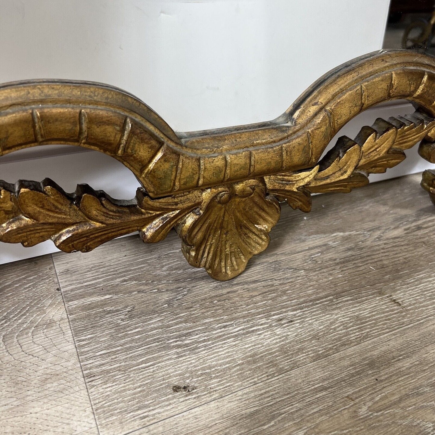 Antico specchio con cornice in legno stile Luigi XVI oro specchiera rettangolare Categoria Specchi e Cornici
