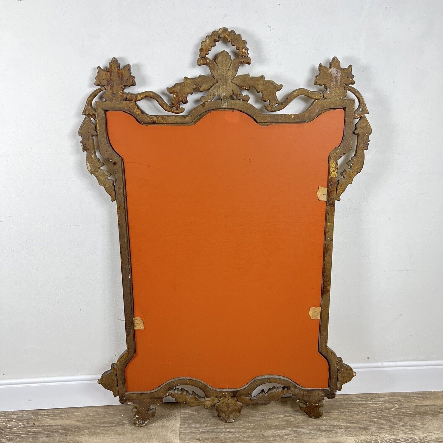 Antico specchio con cornice in legno stile Luigi XVI oro specchiera rettangolare Categoria Specchi e Cornici