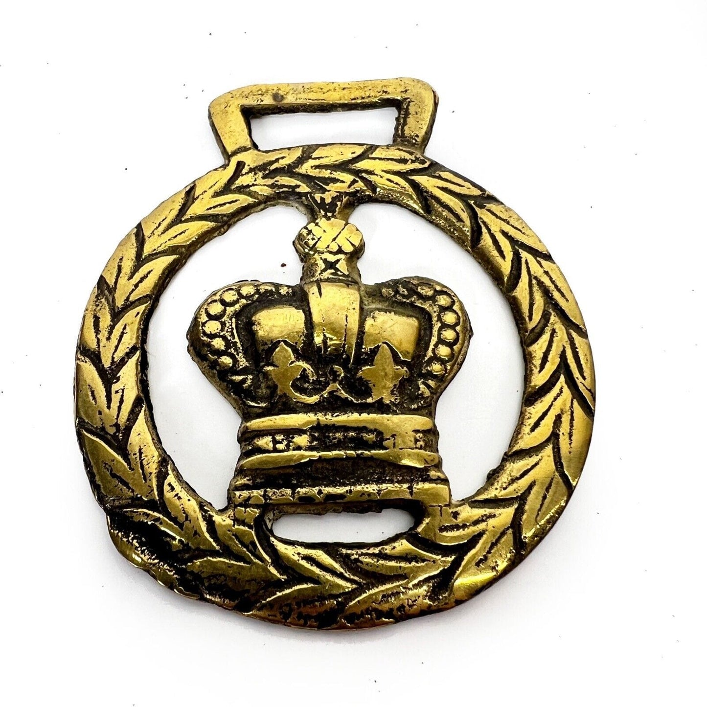 Antico Stemma Corona Reale Inglese fregio decoro in ottone bronzo medaglia 900 Categoria Finimenti per cavalli