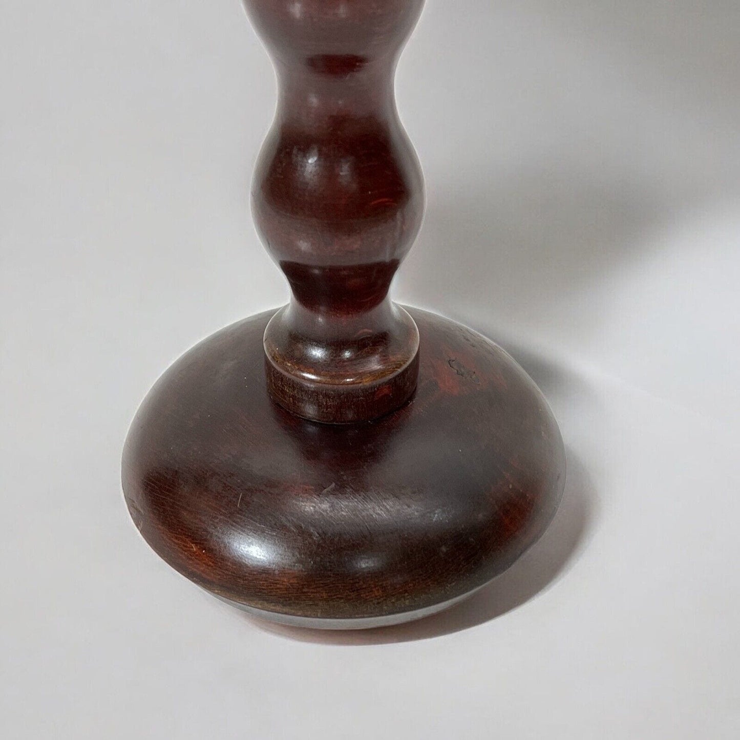 Antico tavolino da fumo retro tavolo vintage con posacenere portacenere da sedia Categoria Tavoli - tavolinetti