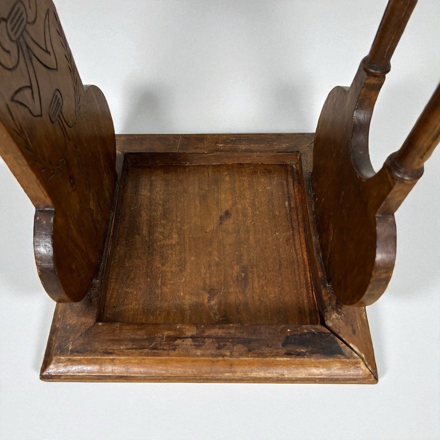 Antico Tavolino portavaso a piu ripiani trespolo portapiante Gueridon Etagere Categoria Tavoli - tavolinetti