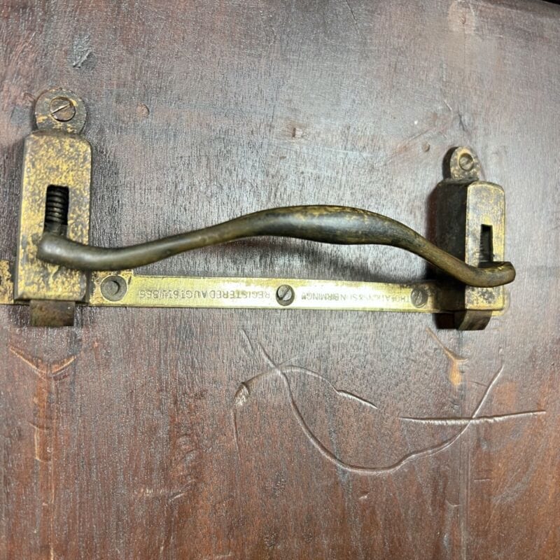 Antico tavolo biscotto in legno di palissandro a vela inglese pieghevole 1866 Categoria Arredamento