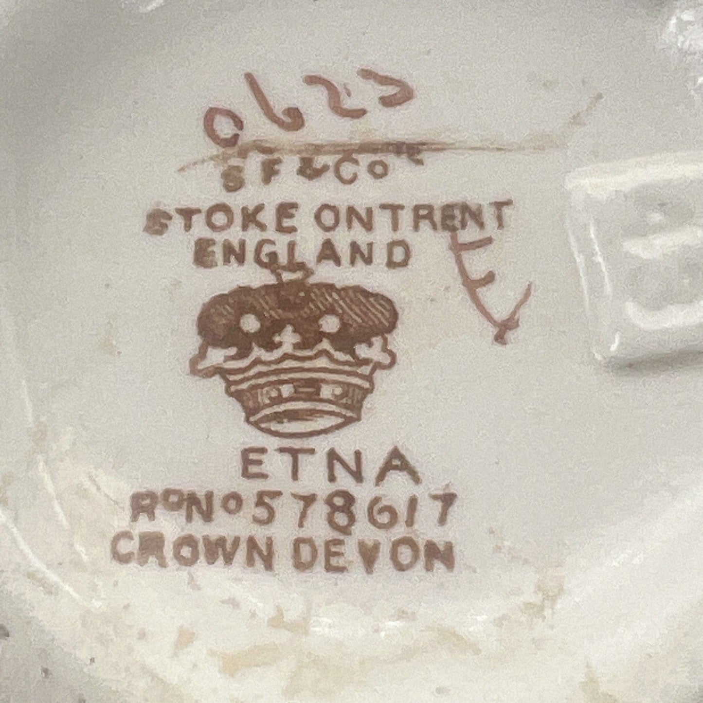 Antico Vaso in ceramica portafiori Inglese piccolo vasetto stretto monofiore Categoria Vasi e Portafiori