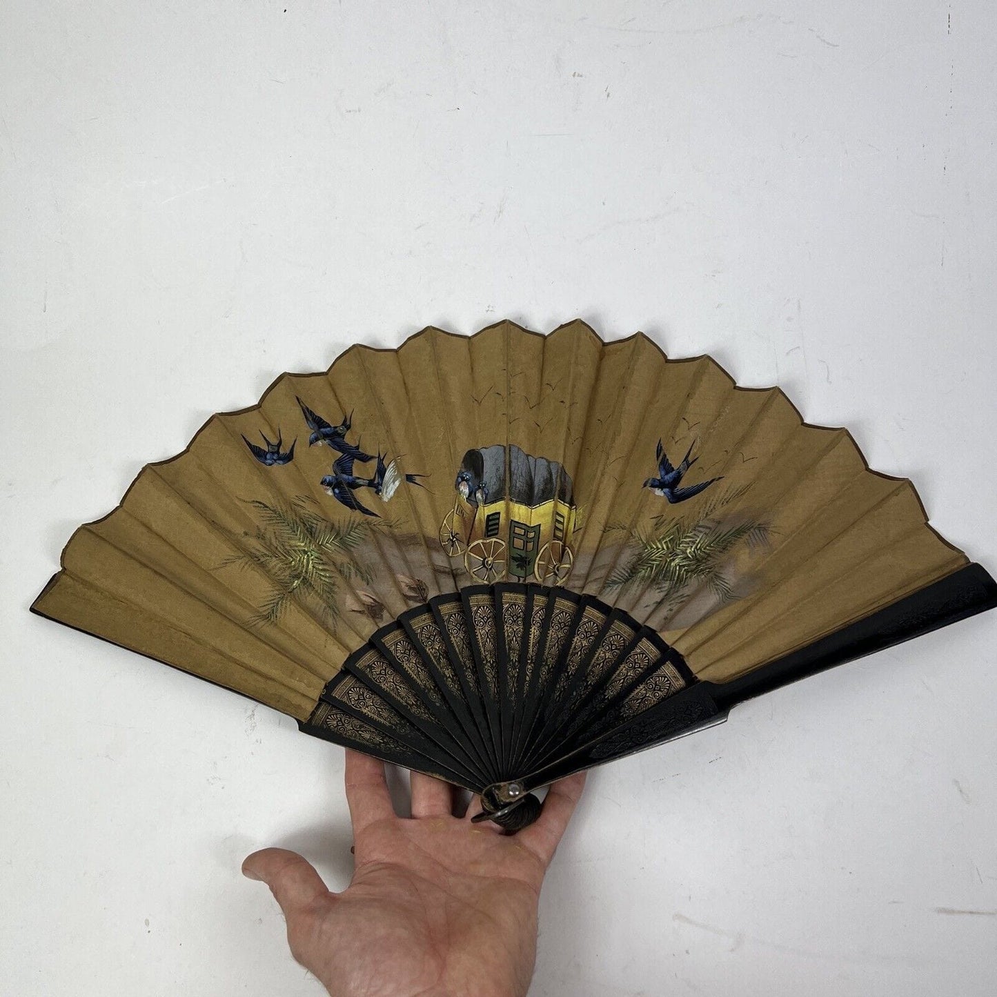 Antico Ventaglio vintage per signora in legno dipinto a mano firmato epoca 900 Categoria Ventagli