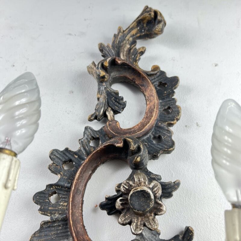 Applique stile antico fiorentino in legno intagliato lampada da parete due luci Categoria Lampade Appliques