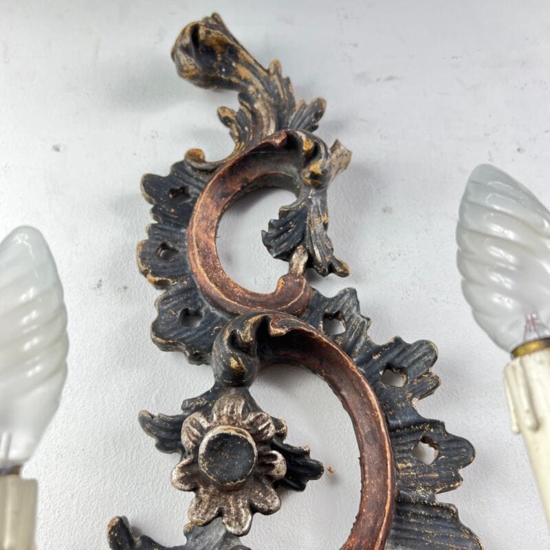 Applique stile antico fiorentino in legno scolpito lampada da parete due luci Categoria Lampade Appliques