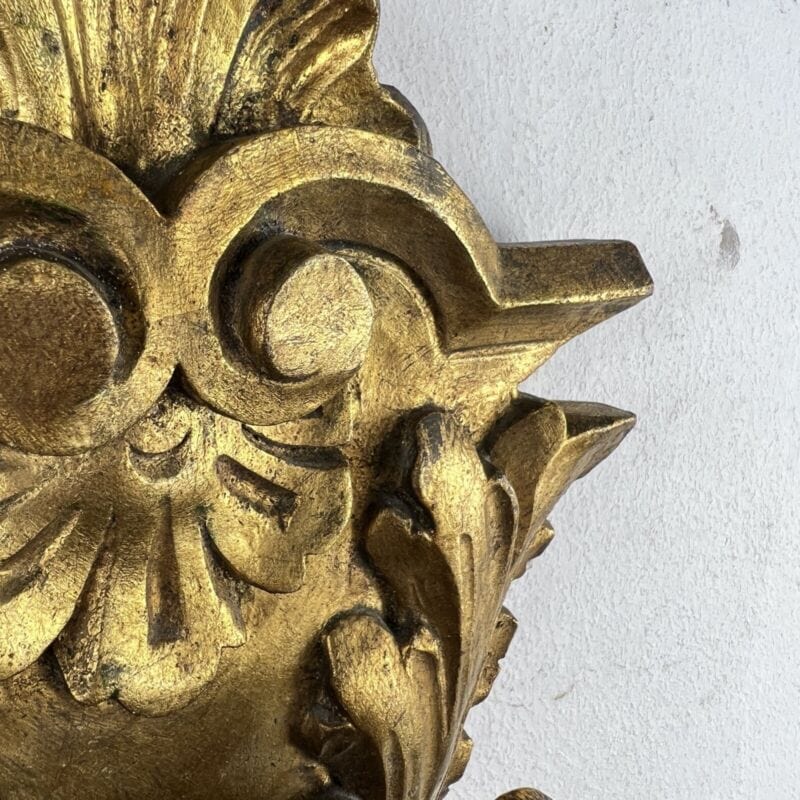 Applique stile antico in legno dorato oro lampada da parete a due luci anni 40 Categoria Lampade Appliques