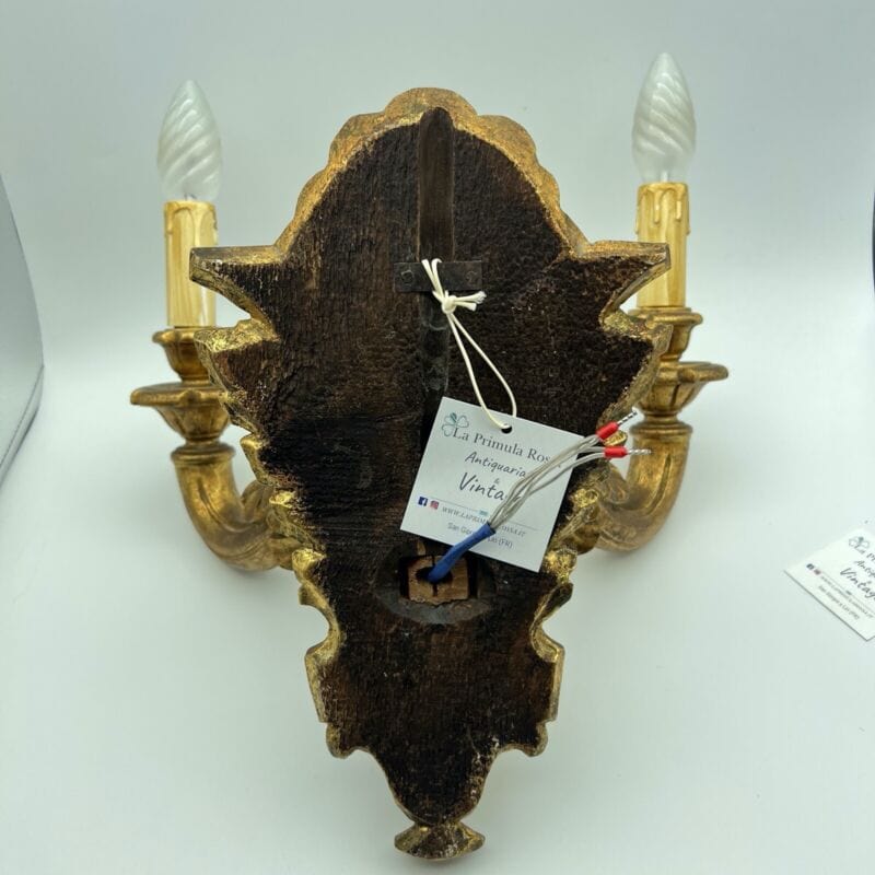 Applique stile antico in legno dorato oro lampada da parete a due luci anni 40 Categoria Lampade Appliques