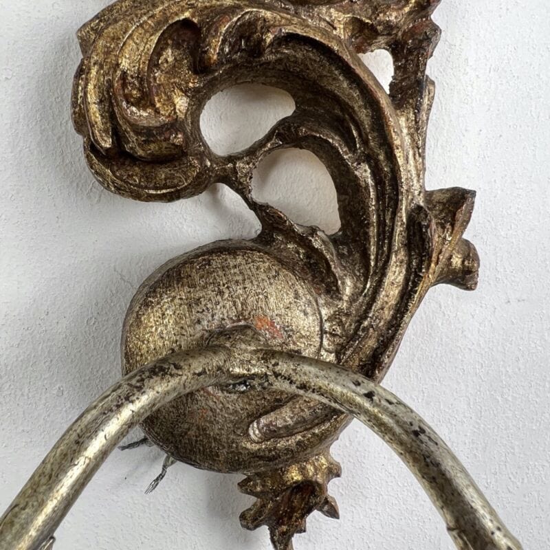 Applique stile barocco antico in legno dorato oro lampada da parete a due luci Categoria Lampade Appliques