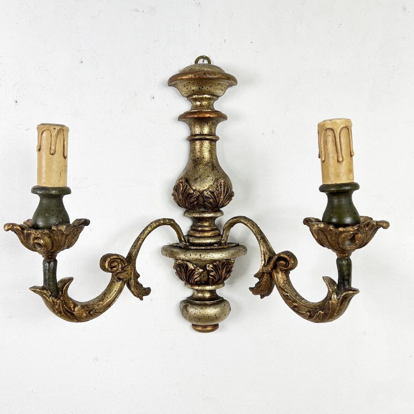 Applique vintage antico in legno laccato verde barocco lampada da parete a 2luci Categoria Lampade Appliques