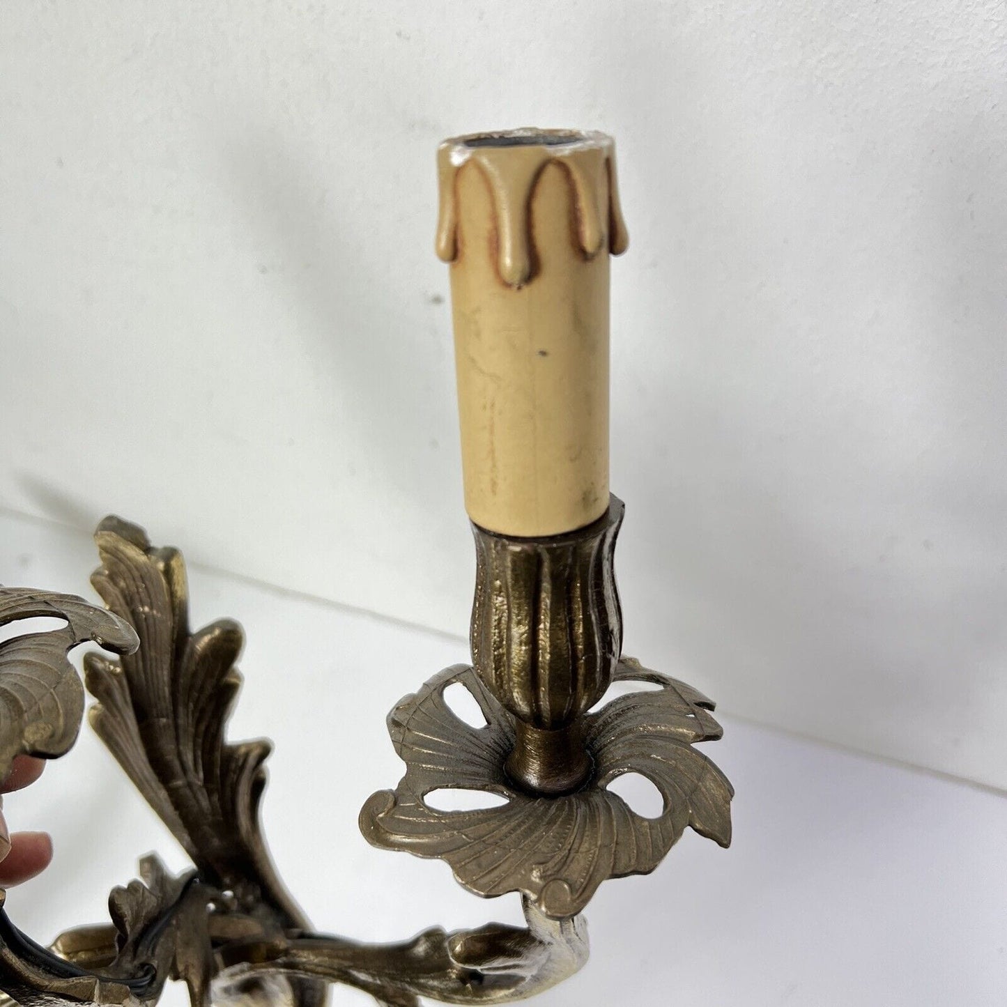 Applique vintage in ottone bronzo a tre fiamme luci Lampade stile antico parete Categoria Lampade Appliques