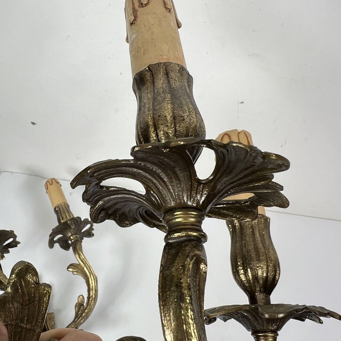 Applique vintage in ottone bronzo a tre fiamme luci Lampade stile antico parete Categoria Lampade Appliques