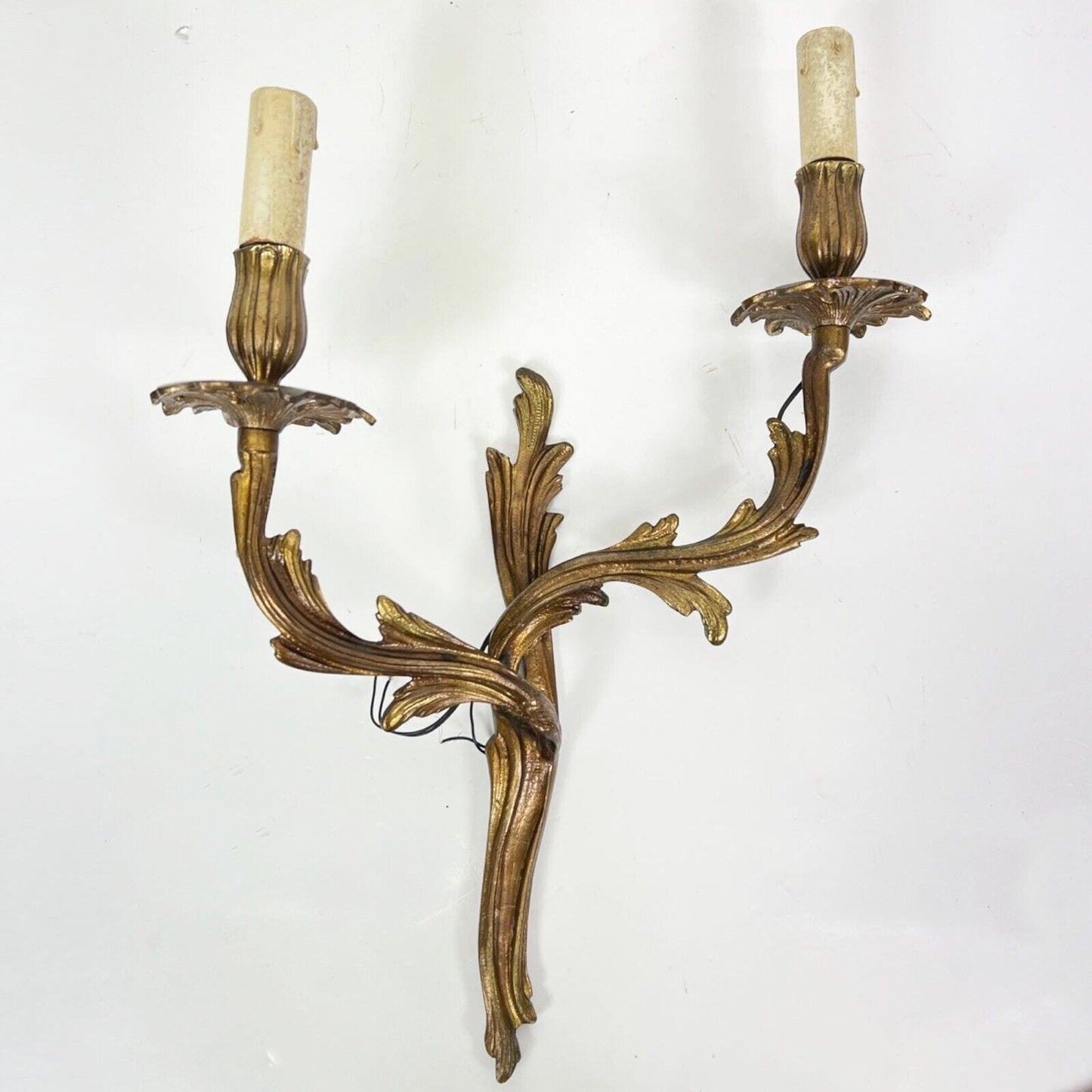 Applique vintage in ottone bronzo a tre fiamme luci Lampade stile antico parete Categoria Lampade Appliques