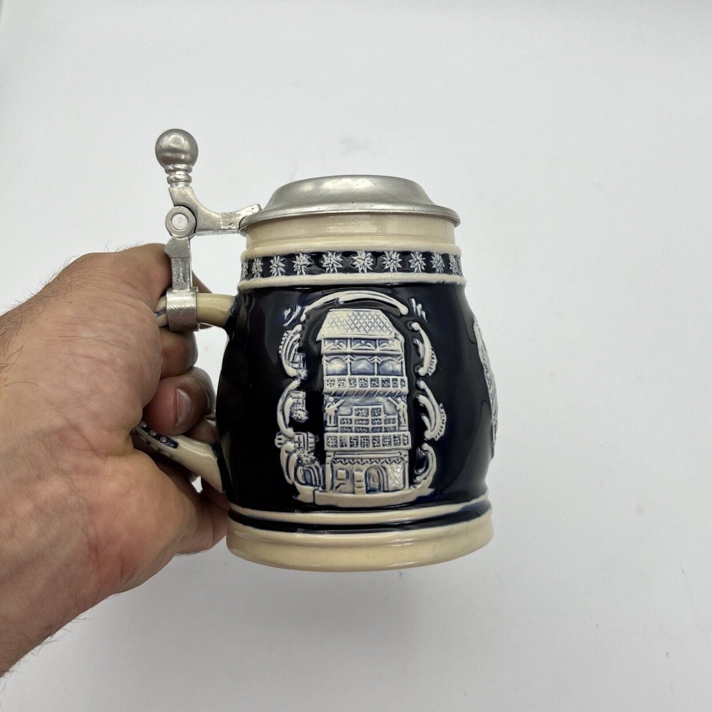Boccale da birra in ceramica Austria vintage con coperchio in peltro bicchiere Categoria Boccali