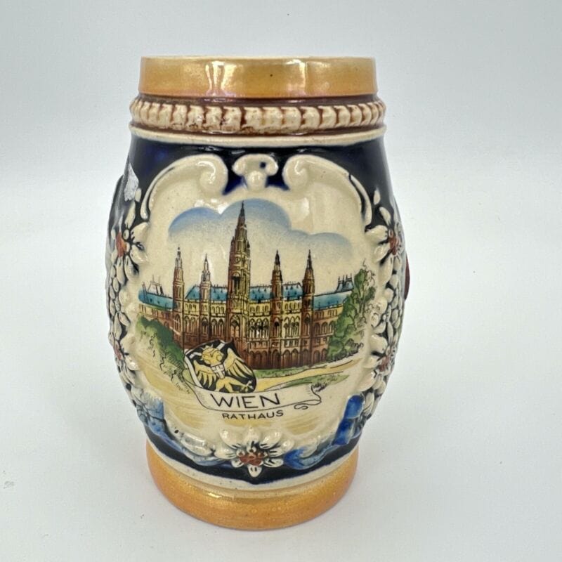 Boccale da birra in ceramica portapenne vintage Municipio Vienna Rathaus Wien Categoria  Boccali