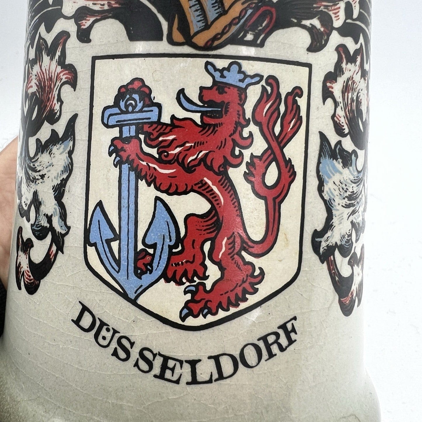 Boccale da birra in ceramica tedesco vintage con coperchio in peltro Dusseldorf Categoria Boccali