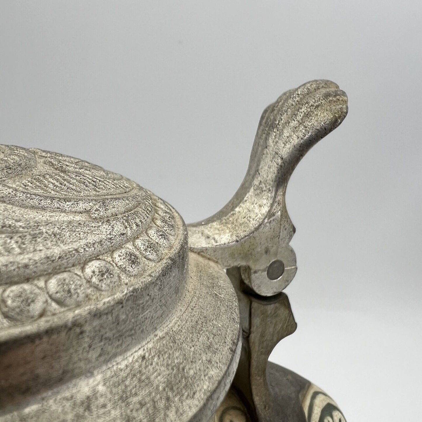 Boccale da birra in ceramica vintage con coperchio in peltro Scena Caccia Pesca Categoria Boccali