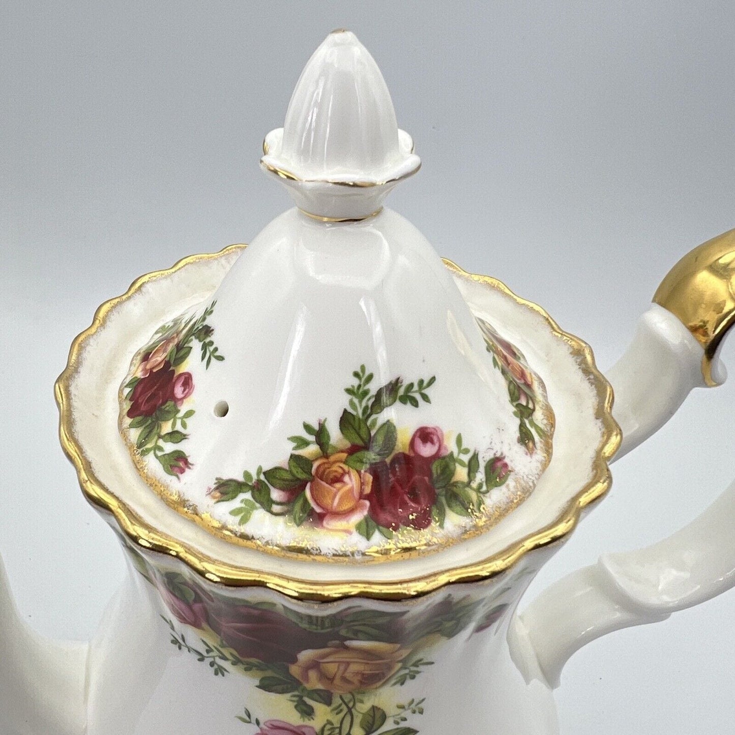 Caffettiera in porcellana Royal Albert Old Country Roses teiera anni '60 Rose Categoria Servizio tazze - Tazze