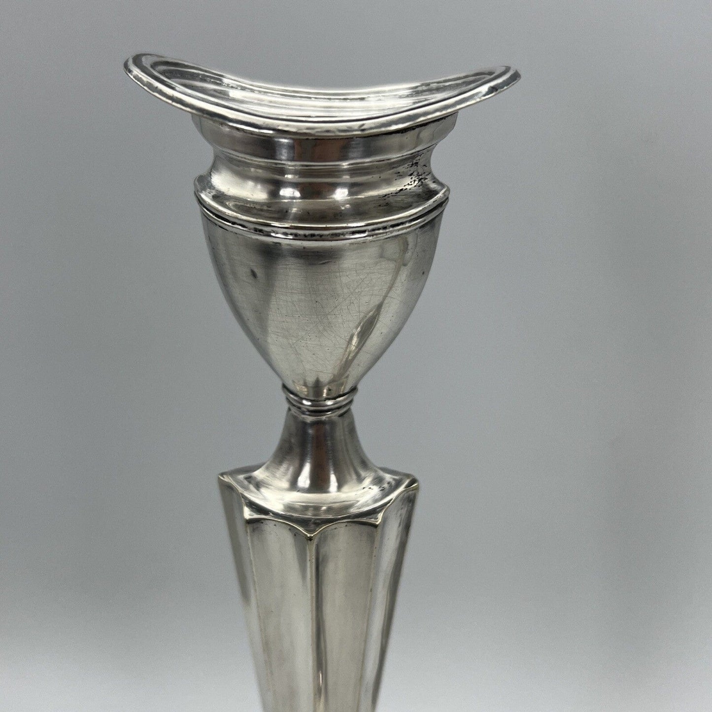Candelabro antico in argento Silver Plated Coppia candelieri portacandela Categoria Sheffield & Argento