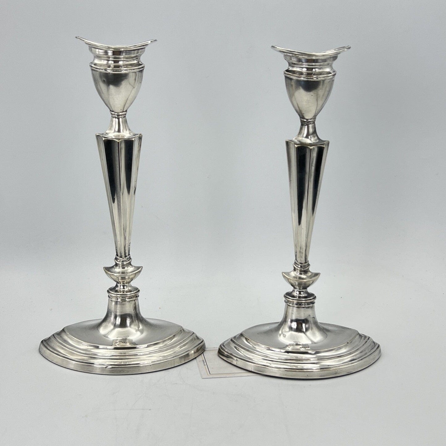 Candelabro antico in argento Silver Plated Coppia candelieri portacandela Categoria Sheffield & Argento