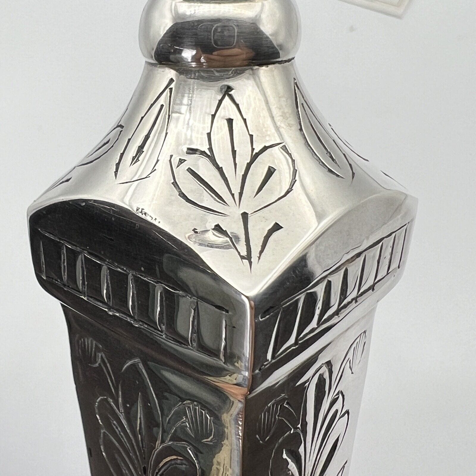 Candelabro in stile antico impero in argento silver plated candeliere Sheffield Categoria  Sheffield & Argento