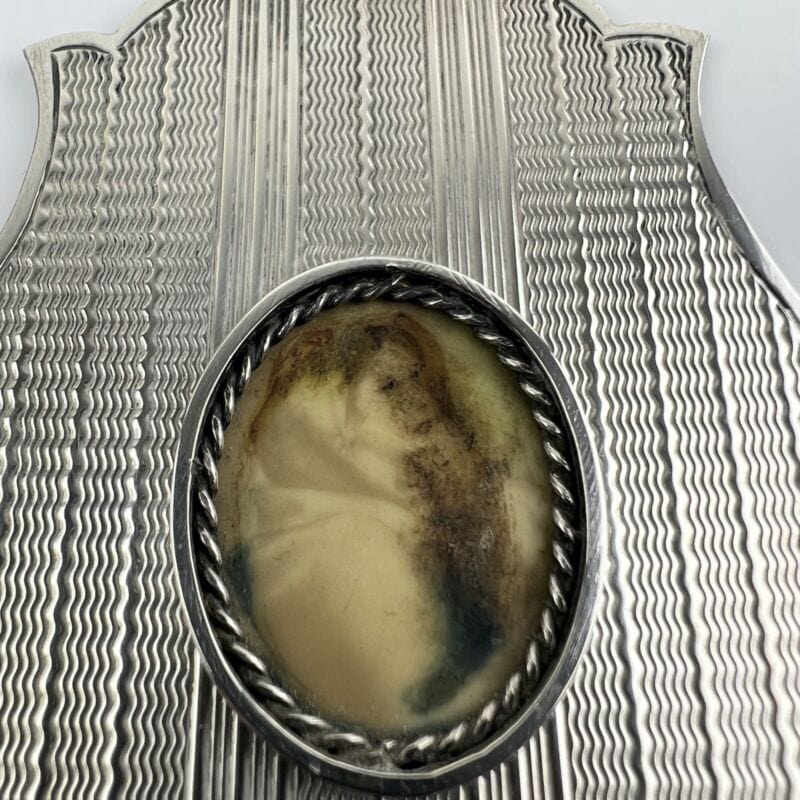 Capoculla in Argento 800 Antico con Madonna Medaglione da culla in miniatura Categoria Oggetti sacri - rosari