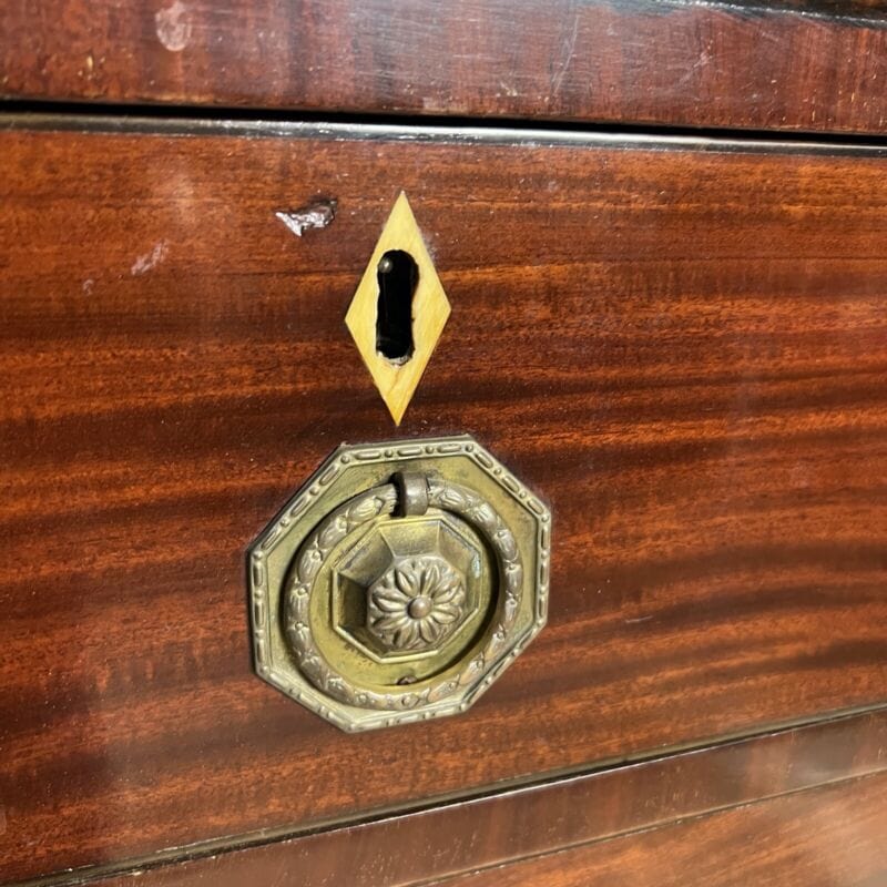 Cassettone antico epoca 800 comò cassettiera inglese Stile Giorgio III in mogano Categoria Arredamento