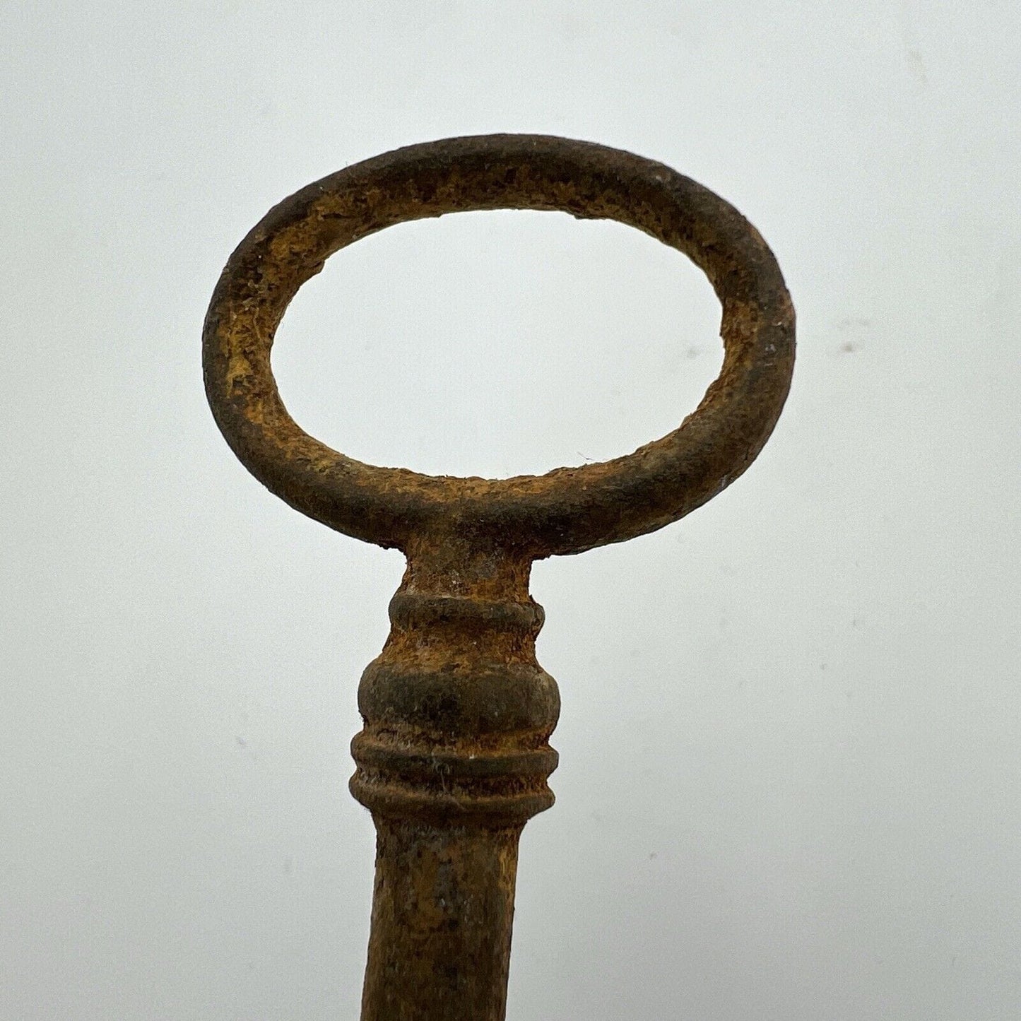 Chiave antica in ferro forgiato grande per portone vecchia ferramenta epoca '800 Categoria Accessori & Ferramenta d'epoca