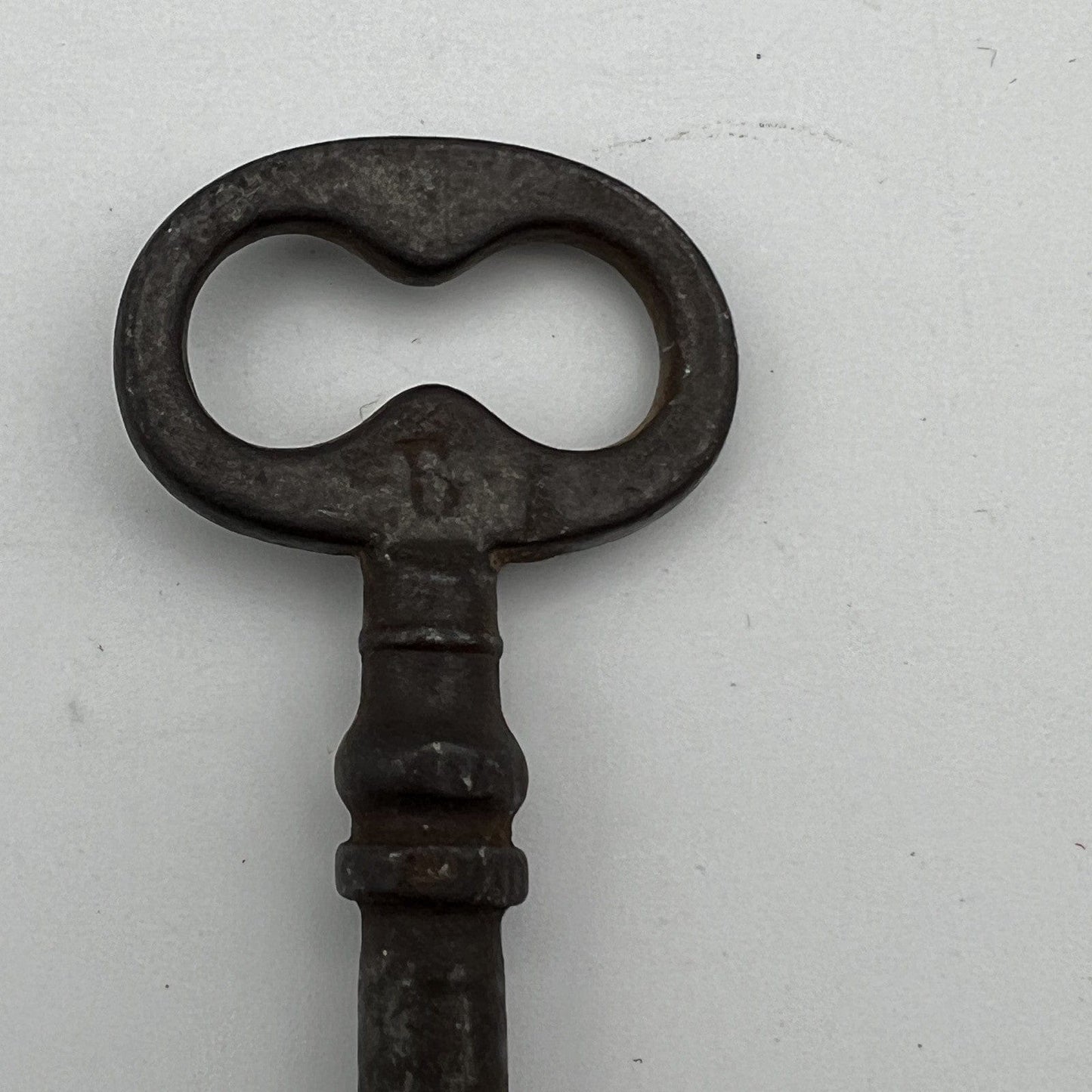 Chiave antica Maschio in ferro per porta serratura vecchia ferramenta C5 Categoria Accessori & Ferramenta d'epoca