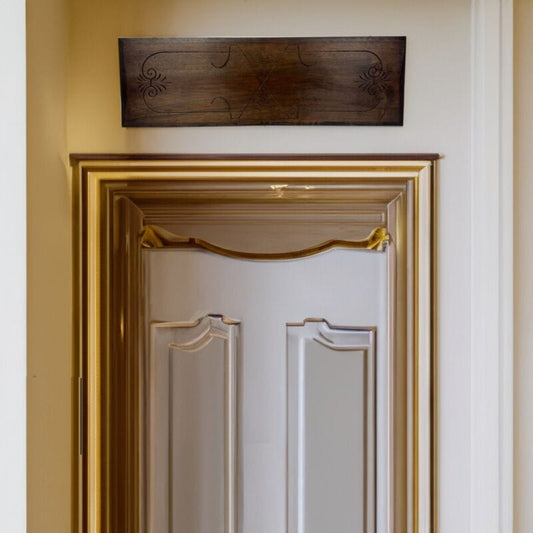 Cimasa antica in legno pannello fregio sovraporta sopra porta intaglio vecchio Categoria Cimase-Fregi-Intagli in legno