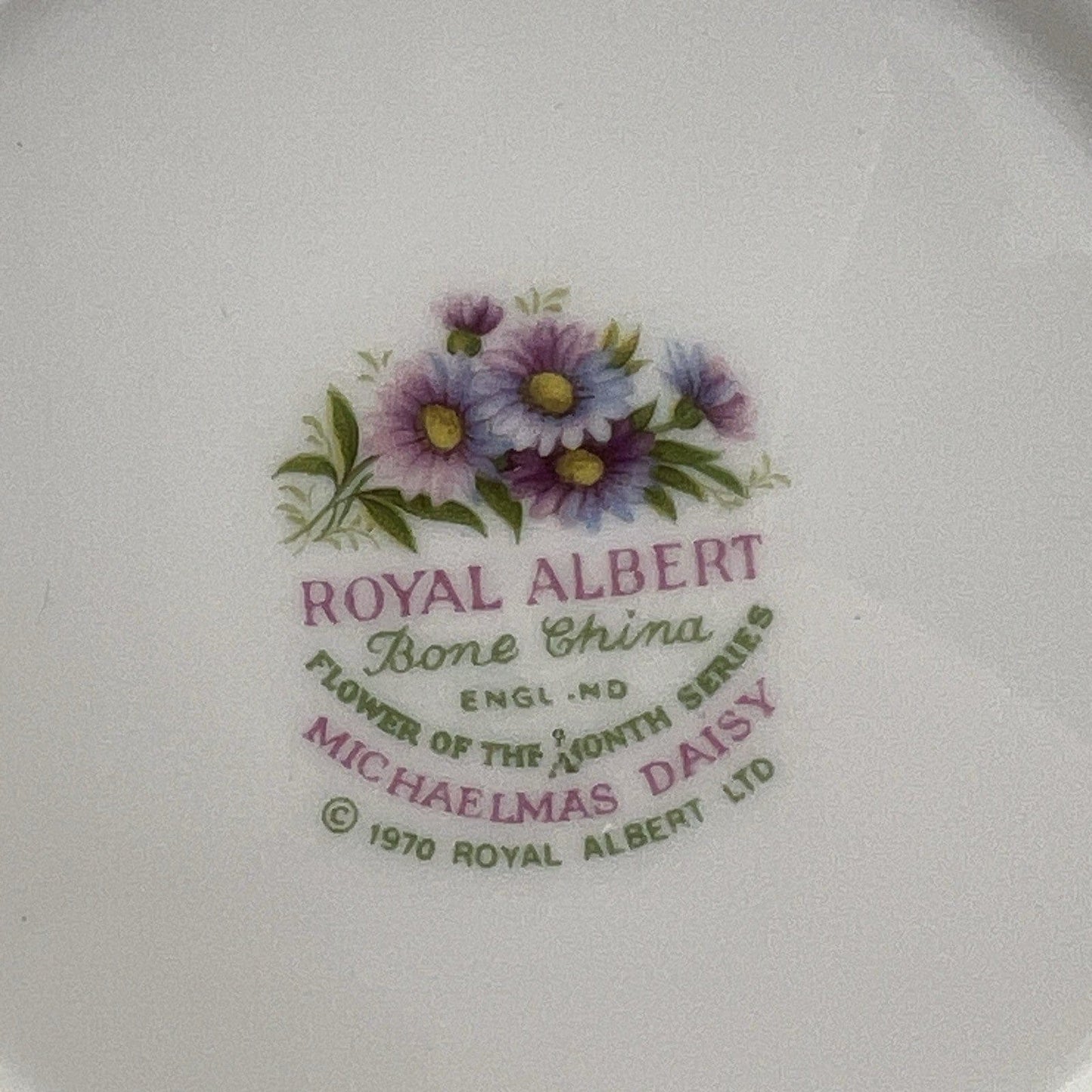 Ciotola ciotolina Coppetta in porcellana Royal Albert con mese SETTEMBRE 1970 Categoria Centrotavola e Ciotole