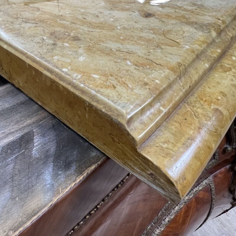 Comò cassettone antico in stile Luigi XV bombato intarsiato mobile in legno 900 Categoria Servante - Servantini