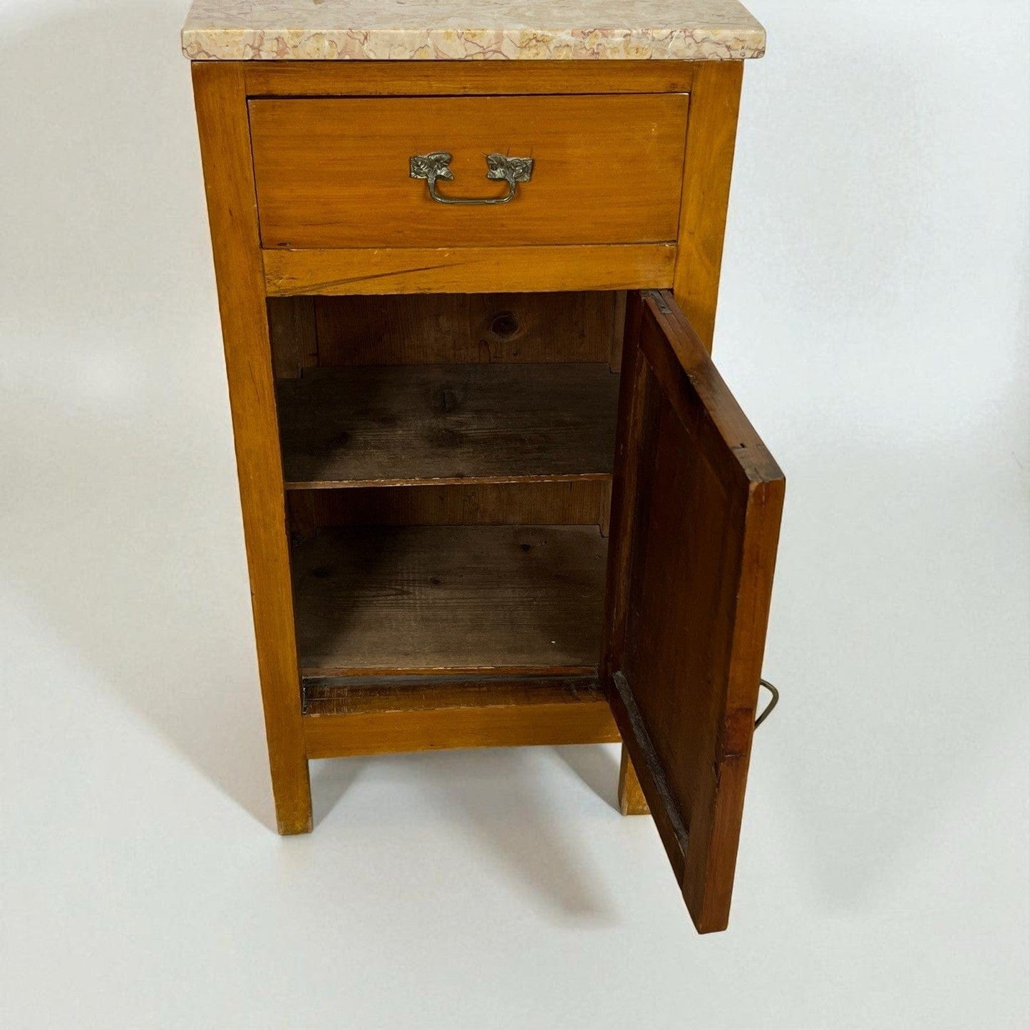Comodino antico mobiletto mobile in legno stile Liberty porta telefono 900 Categoria Comodini