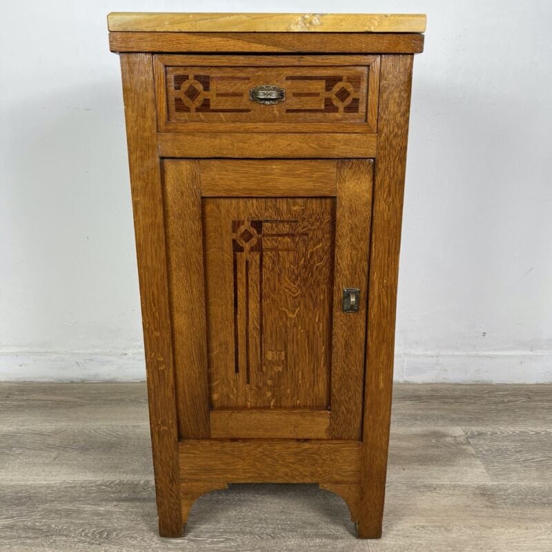 Comodino antico mobiletto mobile in legno stile Liberty porta telefono 900 Categoria Arredamento