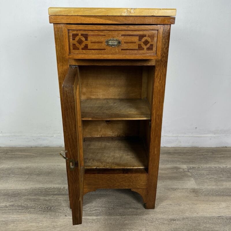 Comodino antico mobiletto mobile in legno stile Liberty porta telefono 900 Categoria Arredamento