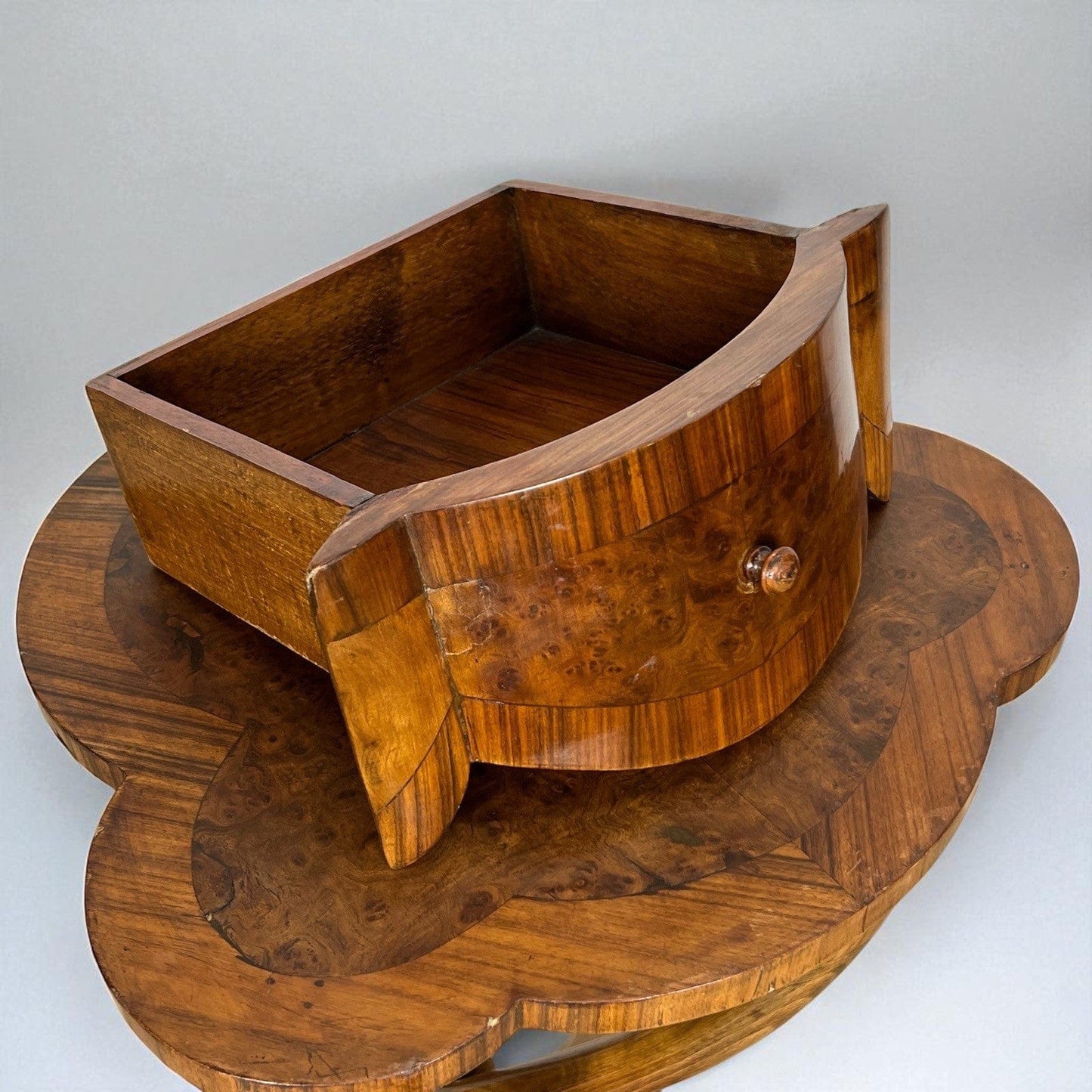 Comodino Antico Stile art deco mobile tavolino vintage in legno di Noce Chiaro Categoria Comodini